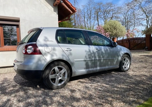 Volkswagen Golf cena 15600 przebieg: 248900, rok produkcji 2006 z Mrocza małe 326